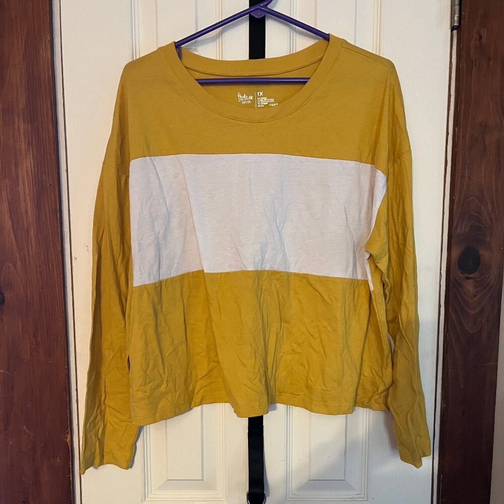 Flirtitude Size XL Yellow & White Lightweight Long Sleeve Shirt